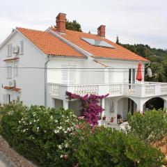 Apartments with parking space Barbat, Rab - 4962