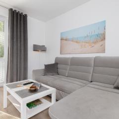 Gdańska Two-bedroom Apartment Brzeźno Beach by Renters
