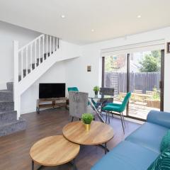 Modern 2 Bed House by City Centre