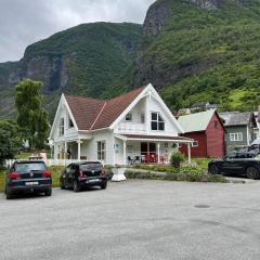 Undredal Fjord Apartments