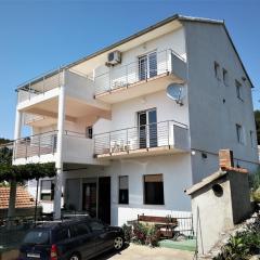 Apartments by the sea Tisno, Murter - 4295