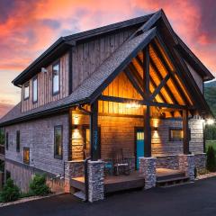 Stylish Cabin Indoor Pool Arcade Theater Views