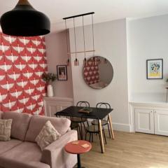 Redwing- free parking- Grade II listed- ground floor two bedrooms apartment