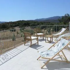 Villa vue mer et nature route de Cigala