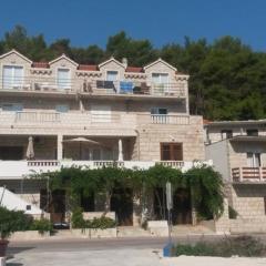 Apartments by the sea Povlja, Brac - 14126