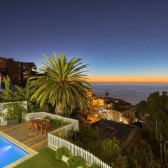 Private Pool! Bantry Bay Large Flat with Solar