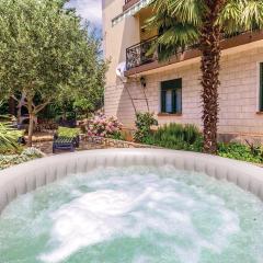 Apartments with parking space Rijeka - 14403