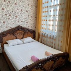 Apartment -біля Вокзалу-недалеко від Центру-Городоцька 151
