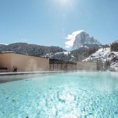 Hotel Touring Dolomites