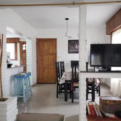 Cómodo departamento a 2 cuadras del mar.