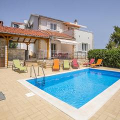 Family friendly house with a swimming pool Maslinica, Solta - 16782