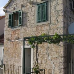 Holiday house with a parking space Bol, Brac - 16820