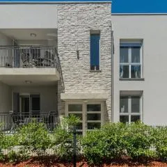 Apartments with a parking space Vir - 18550
