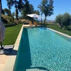 PODERE TORRICELLE 69B Pancole Gr, seaview infinity pool, jacuzzi, sauna, exclusive villa with 2 bedrooms for 4 - If you total 5 or 6 people there is an independent suite in main villa with private ensuite bathroom, kitchenette and garden dining area