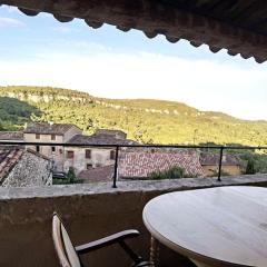Spacious stylish Provencal house with terrace