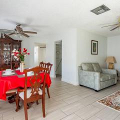 Beautiful Home in Largo/Clearwater Florida-Close to Beach and everything