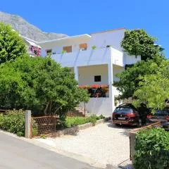 Apartments by the sea Zivogosce - Blato, Makarska - 1057