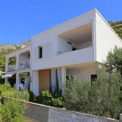 Apartments by the sea Pisak, Omis - 1008
