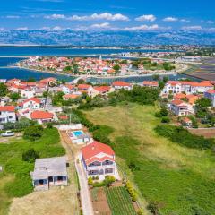 Family-friendly apartments with swimming pool Nin, Zadar - 18821