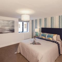 4 Woolacombe West - Luxury Apartment at Byron Woolacombe, only 4 minute walk to Woolacombe Beach!