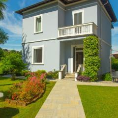 Villa Moiacchina Luxury Home