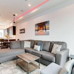 Luxury Modern 4 Bedroom 3 Bathroom Home with Rooftop Deck #2