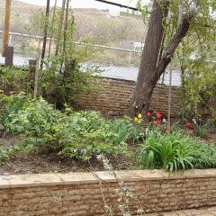 Large, sunny 2nd floor with separate enterance.