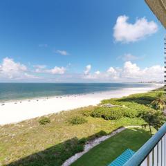 Beachfront Living at the Apollo I On-Site Sunset Grille Tiki/Restaurant