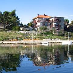 Seaside apartments with a swimming pool Nin, Zadar - 6153