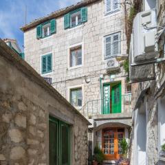 Apartments with WiFi Split - 7596