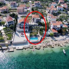 Family-friendly apartments with swimming pool Razanj, Rogoznica - 7606