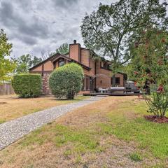 Bryan Home with Deck and Yard about 4 Mi to Texas A and M!