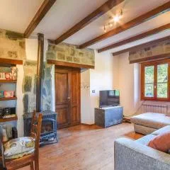 4 Bedroom Beautiful Home In Tiglieto