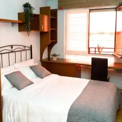 Sestao, Vivienda Turística Renovada con Terraza y WIFI