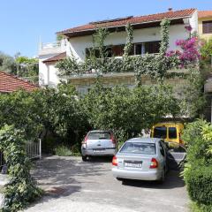 Apartments with a parking space Trpanj, Peljesac - 10111
