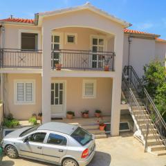 Apartments with a parking space Hvar - 11681