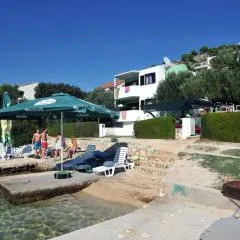 Seaside house for families with children Zatoglav, Rogoznica - 12212