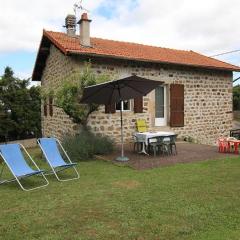 Gîte Lantriac, 3 pièces, 4 personnes - FR-1-582-78