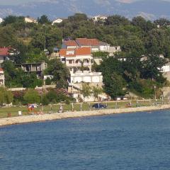 Apartments by the sea Lopar, Rab - 12534