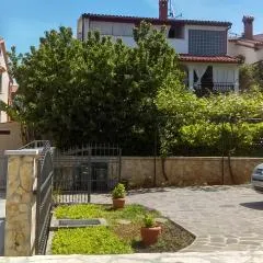 Apartments with WiFi Fazana - 12862