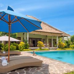 Absolute Beach Front Villa