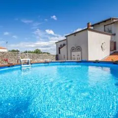 Apartments with a swimming pool Krsan, Central Istria - Sredisnja Istra - 13521