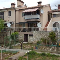 Apartments with a parking space Viskovici, Rasa - 14691