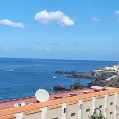 Sunny Holidays in Casa Familiar Playa La Arena