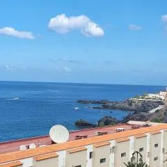 Sunny Holidays in Casa Familiar Playa La Arena