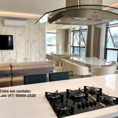 Apartamento Frente Mar com vista praia em Itapema