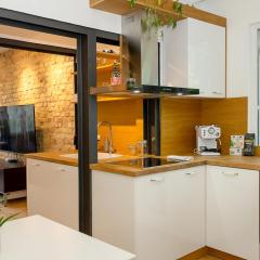 Bright & Spacious 1BD Apartment with a Charming Balcony by Flat Mаnager