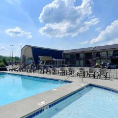 Travelodge by Wyndham Pigeon Forge Dollywood Lane