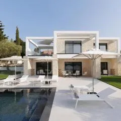 Luxurious Villa Trinity