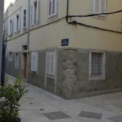 Apartments by the sea Cres - 15171